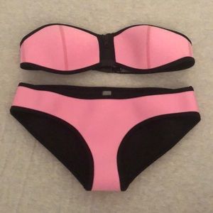 nwotVSHA strapless bikini neoprene accepting offer